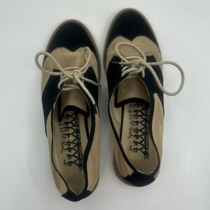 F Troupe Oxford -Size 8